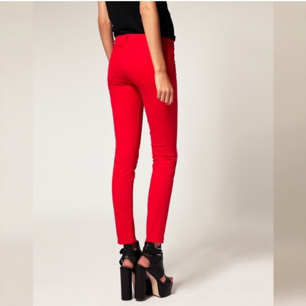 Stretch skinny jeans
